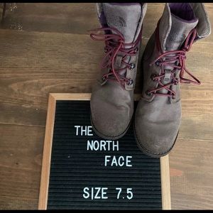 The North Face Ballard boot